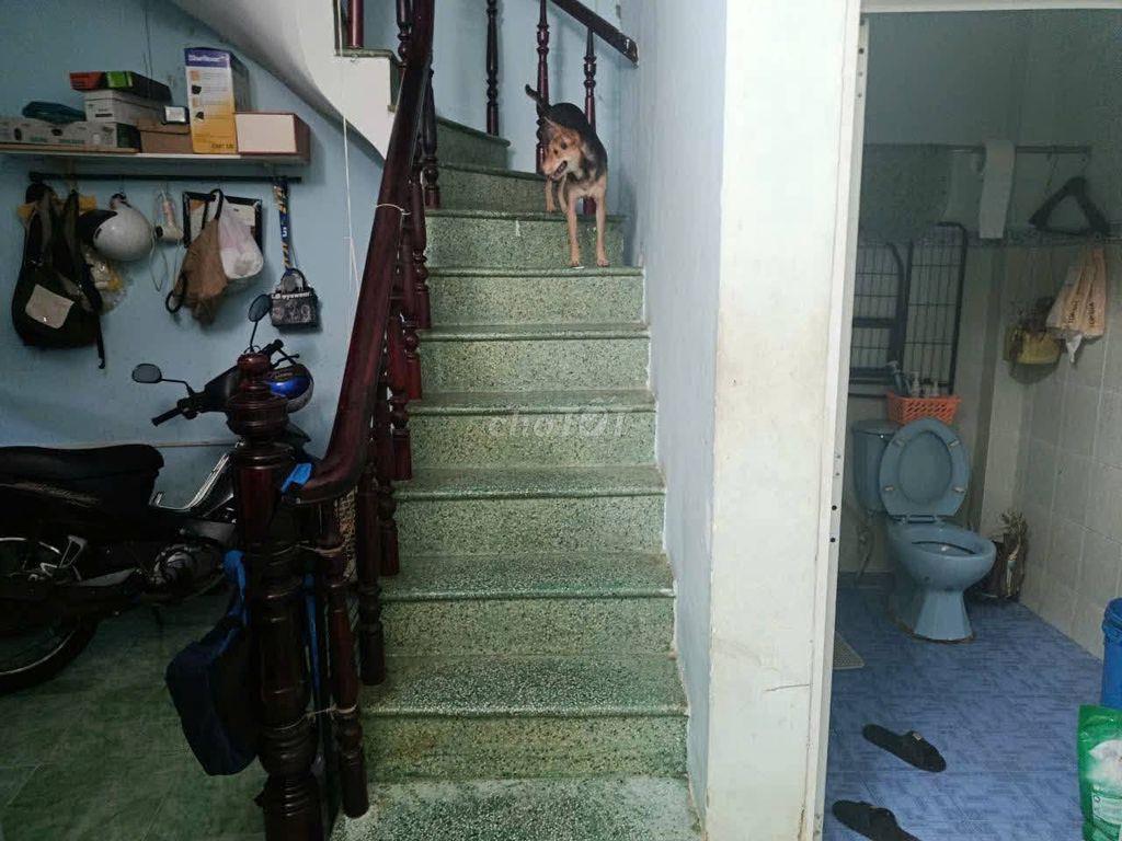 CẦN CHO THUÊ PHÒNG GẤP TRONG NHÀ NGUYÊN CĂN [GẦN ĐẠI HỌC CN4]