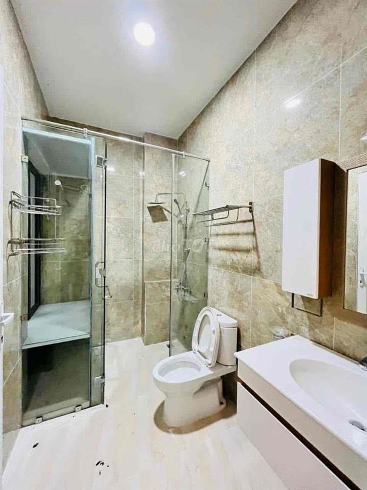 Cho Thuê Nhà Sát Chung Cư Picity TX13 DT 240m2 1Trệt 3Lầu 4Pn 5Wc