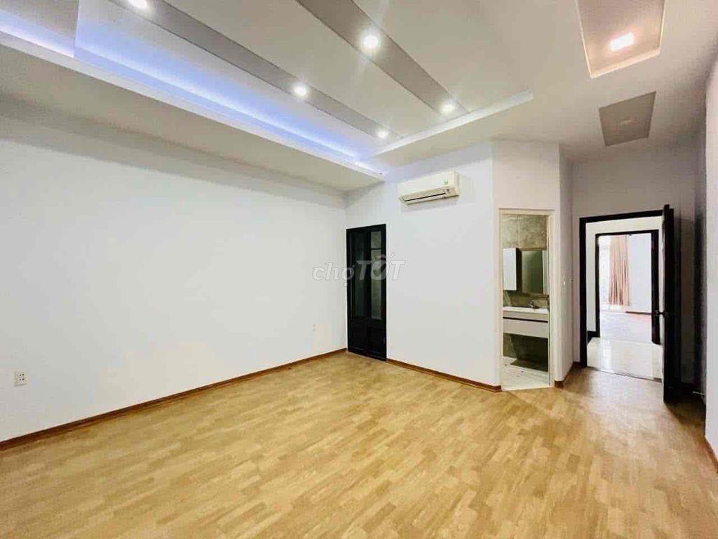 Cho Thuê Nhà Sát Chung Cư Picity TX13 DT 240m2 1Trệt 3Lầu 4Pn 5Wc