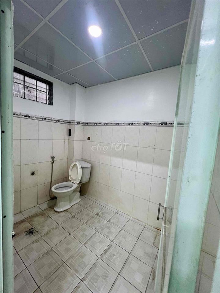 Cho Thuê Nhà Mới Xây 100% DT 4,5x14m 1Trệt 1Lửng 3Pn 1Wc Hẻm 10m
