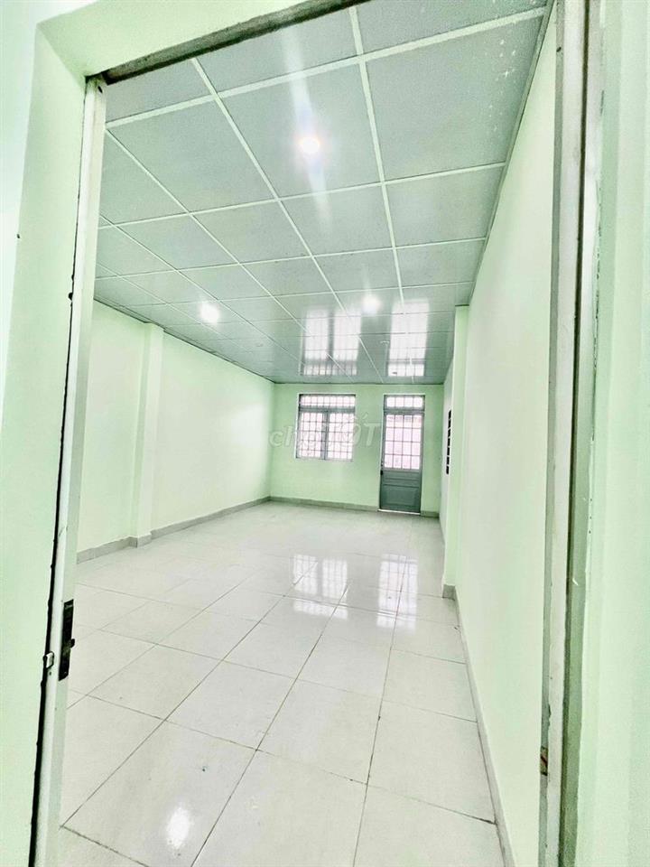 Cho Thuê Nhà Mới Xây 100% DT 4,5x14m 1Trệt 1Lửng 3Pn 1Wc Hẻm 10m