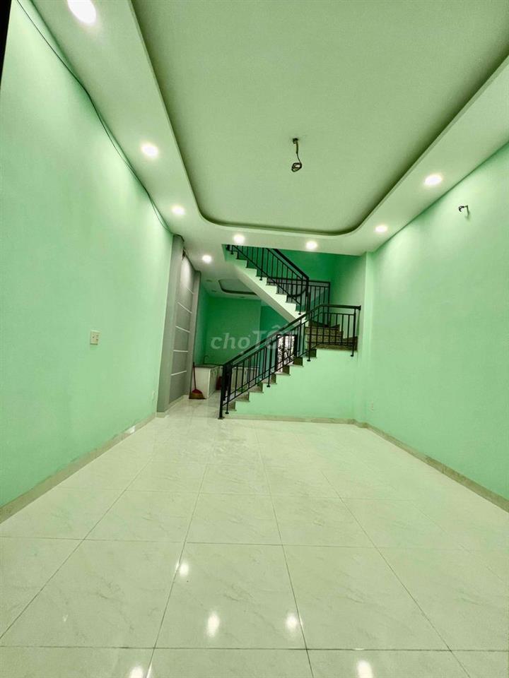 Cho Thuê Nhà Có Sân Vườn DT 4x20 1Trệt 1Lầu 2Pn 2Wc Hẻm Ba Gác