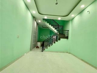 Cho Thuê Nhà Có Sân Vườn DT 4x20 1Trệt 1Lầu 2Pn 2Wc Hẻm Ba Gác