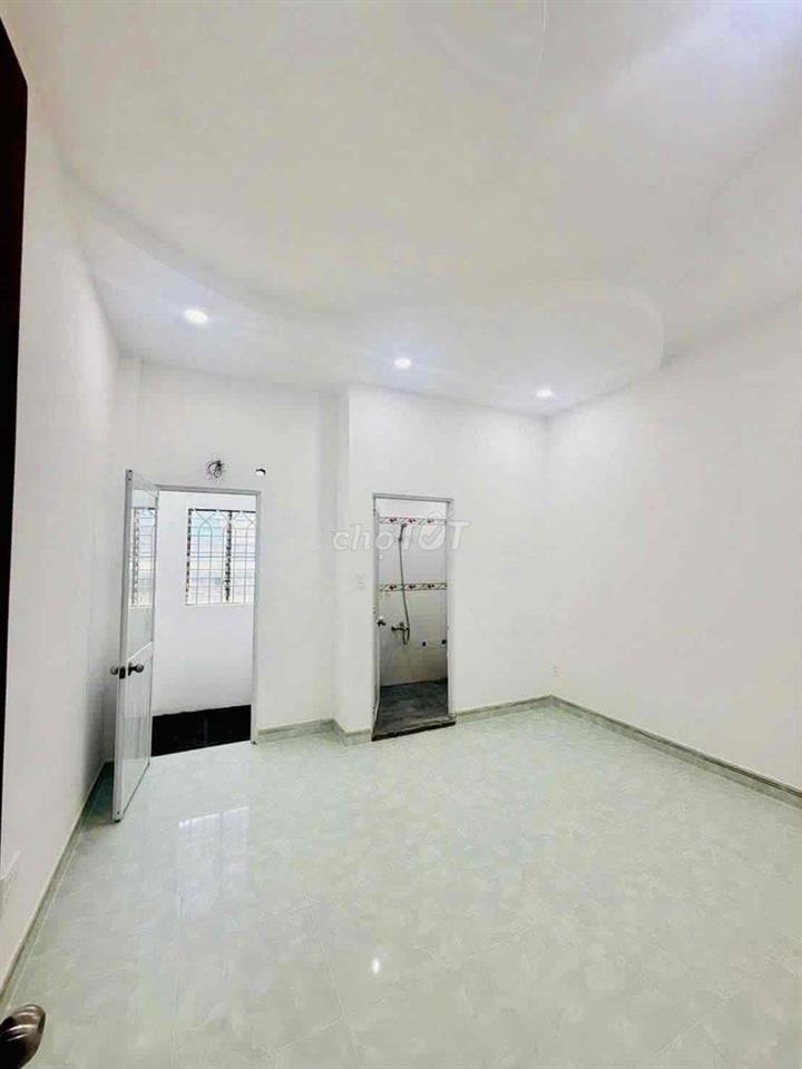Cho Thuê Nhà Gần Chợ Vườn Lài DT 4x17 1Trệt 1Lầu 2Pn 3Wc Hẻm Ôtô