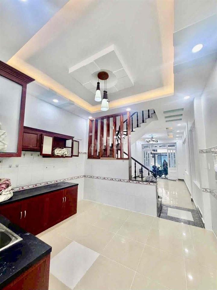 Cho Thuê Nhà Gần Chợ Vườn Lài DT 4x17 1Trệt 1Lầu 2Pn 3Wc Hẻm Ôtô