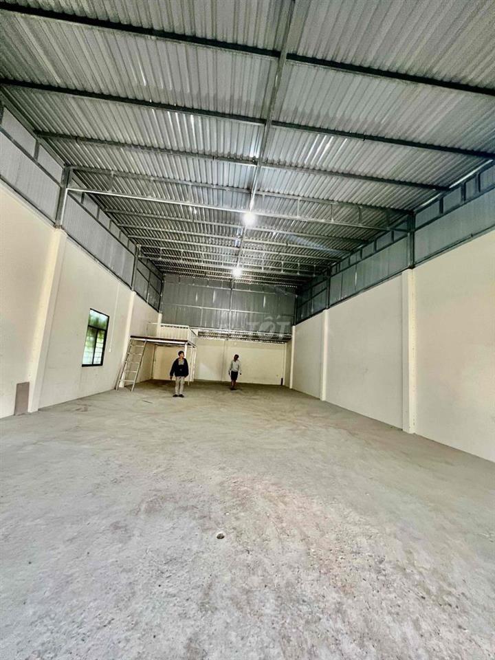 Cho Thuê Xưởng DT 9x25 Hẻm Xe Tải Vườn Lài APĐ Q12 Giáp Gò Vấp