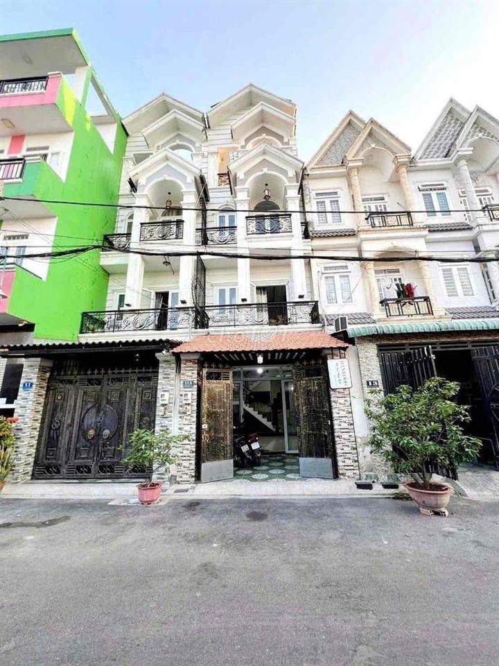 Cho Thuê Nhà 1Sẹc Ngắn Hà Huy Giáp DT 4x16 1Trệt 3Lầu 4Pn 5Wc