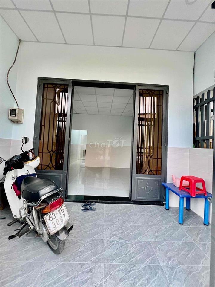 Cho Thuê Nhà Mới Tinh DT 60m2 1Trệt 2Pn 1Wc Đường Nhựa Thông Xe Tải