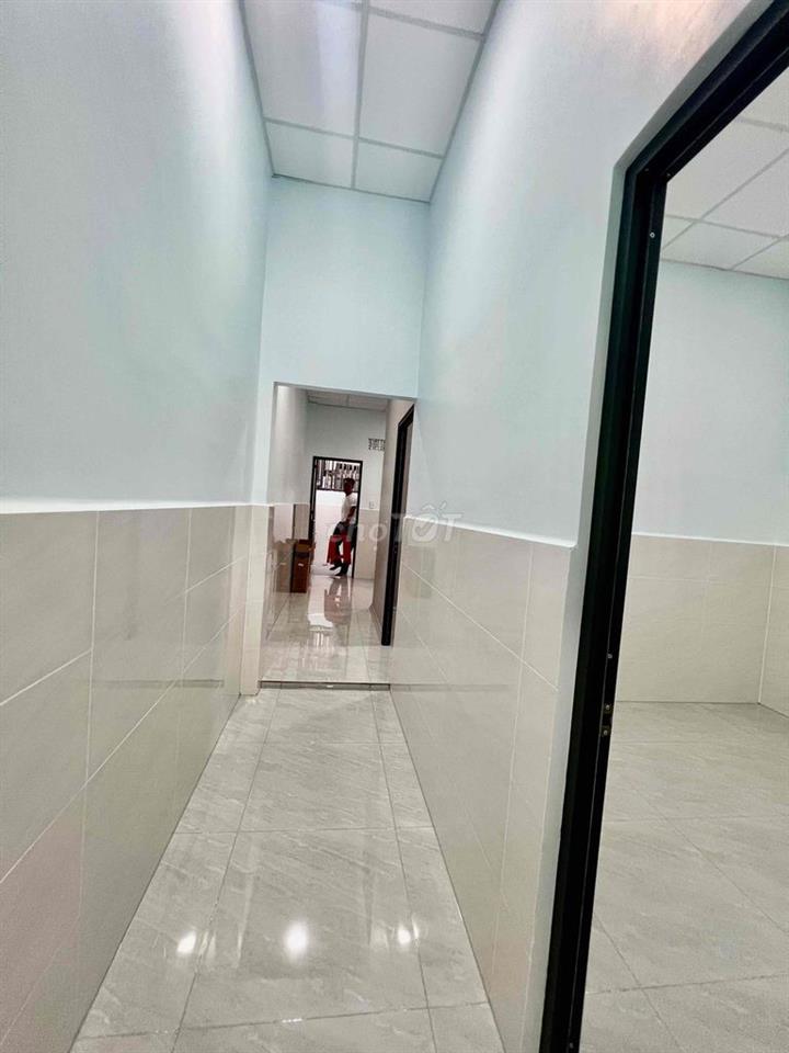 Cho Thuê Nhà Mới Tinh DT 60m2 1Trệt 2Pn 1Wc Đường Nhựa Thông Xe Tải