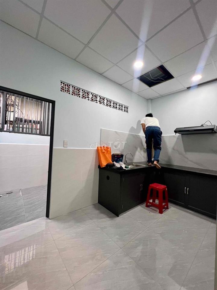 Cho Thuê Nhà Mới Tinh DT 60m2 1Trệt 2Pn 1Wc Đường Nhựa Thông Xe Tải