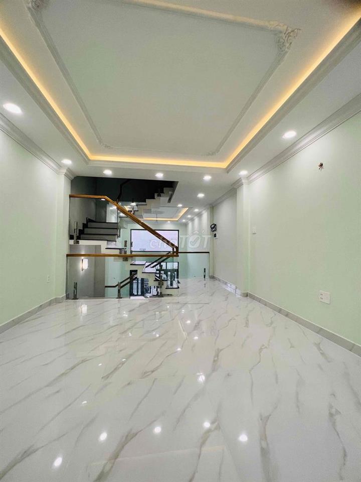 Cho Thuê Nhà Phố DT 250m2 1Trệt 1Lửng 3Lầu 4Pn 5Wc Đường Xe Tải 10M