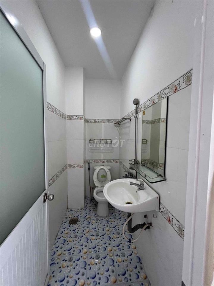 Cho Thuê Nhà Khu Nam Long Sát Gò Vấp DT 5x12 1Trệt 3Lầu 4Pn 3Wc