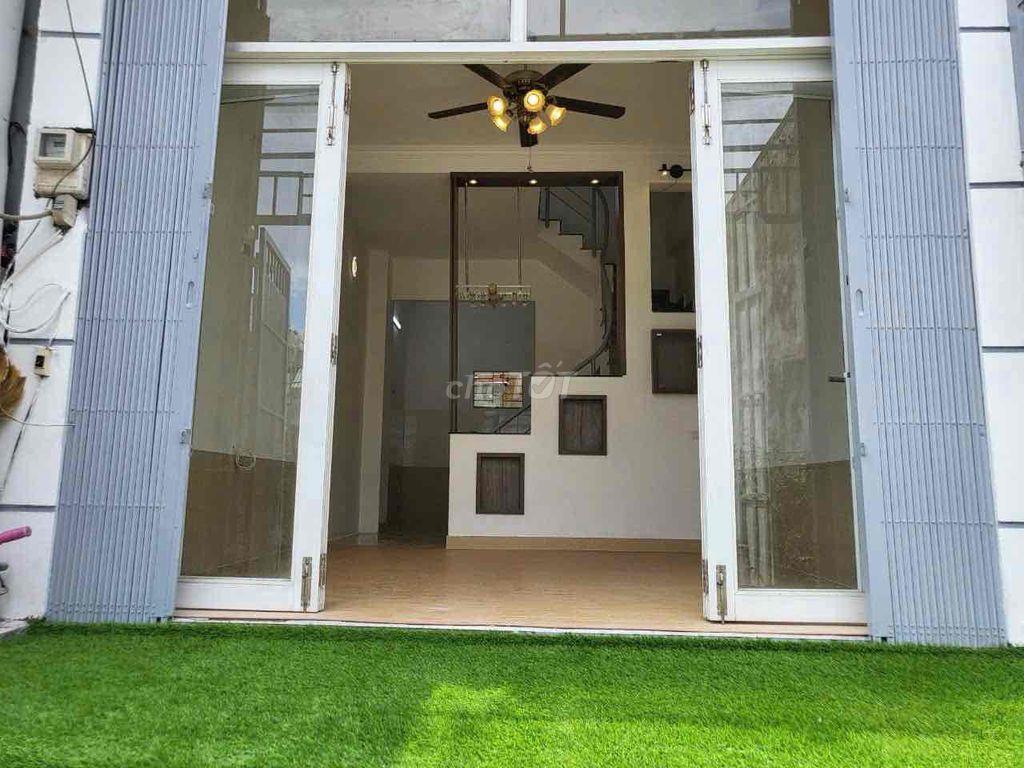Cho Thuê Nhà Gần Chợ Cầu Đồng DT 180m2 1Trệt 2Lầu 4Pn 3Wc Sân Xe Máy