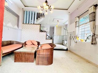Cho Thuê Nhà DT 6x15m 1Trệt 1Lầu 4Pn 3Wc Sân Rộng Ôtô Hẻm 1 Sẹc Ngắn