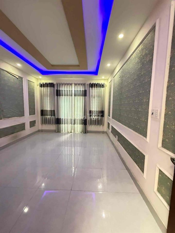 Cho Thuê Nhà Mới Đẹp DT 200m2 1Trệt 1Lửng 2Lầu 4Pn 4Wc Hẻm Xe Tải