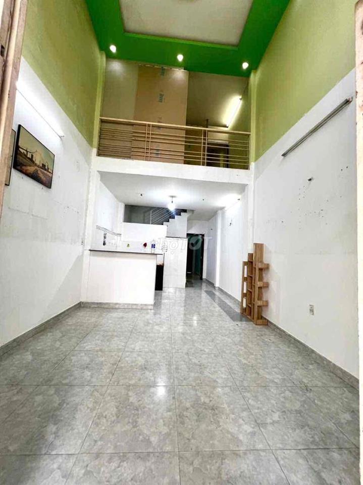 Cho Thuê Biệt Thự DT 8x15 1Trệt 2Lầu 4Pn 3Wc Sân Đậu 2 Chiếc Ôtô