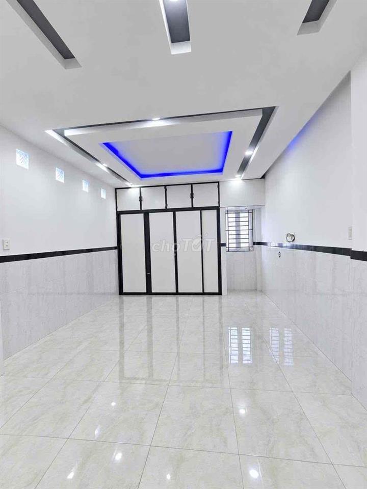 Cho Thuê Nhà Mặt Tiền Sát Trường Học Hà Huy Giáp DT 5,5x38m 1Trệt 2Lầu