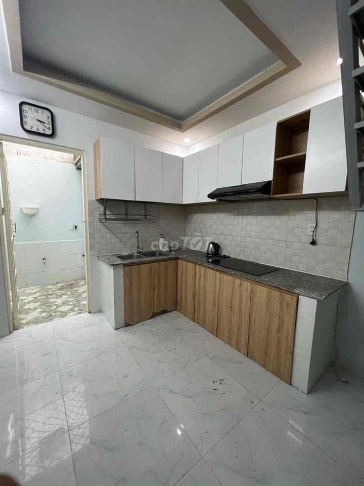 Cho Thuê Biệt Thự Gần Chung Cư Thạnh Lộc DT 8x15 1Lầu 4Pn 3Wc