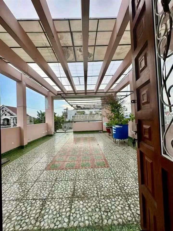 MẶT TIỀN KD ĐÔNG ĐÚC,DT5,5*37m,3LAU,5PN,6WC,NGAY GẦN CAO ĐẲNG ĐIỆN LỰC