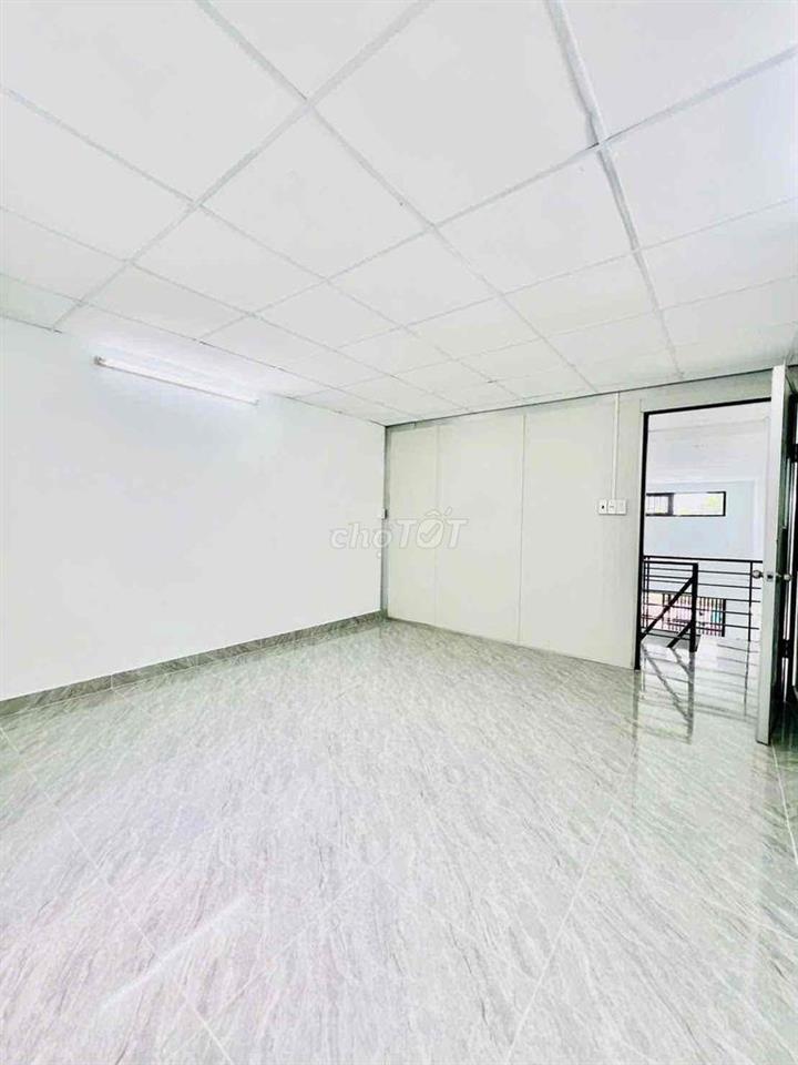 Cho Thuê Nhà DT 6x20m 1Trệt 2Lầu 6Pn 7Wc Sân Rộng Ôtô Nhà Căn Góc Mát