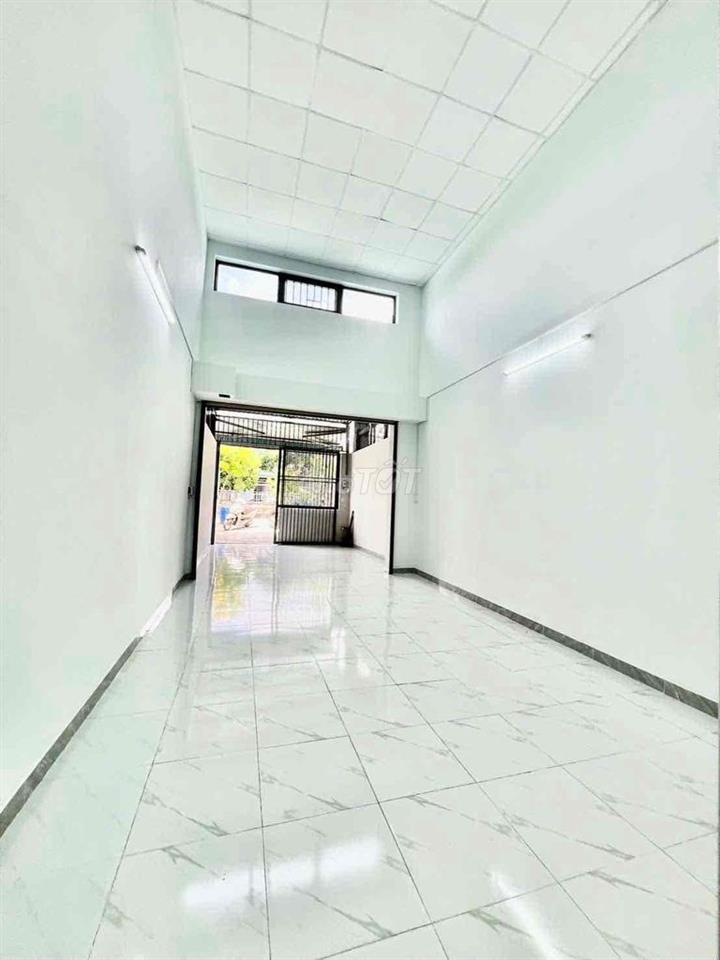 Cho Thuê Nhà DT 6x20m 1Trệt 2Lầu 6Pn 7Wc Sân Rộng Ôtô Nhà Căn Góc Mát