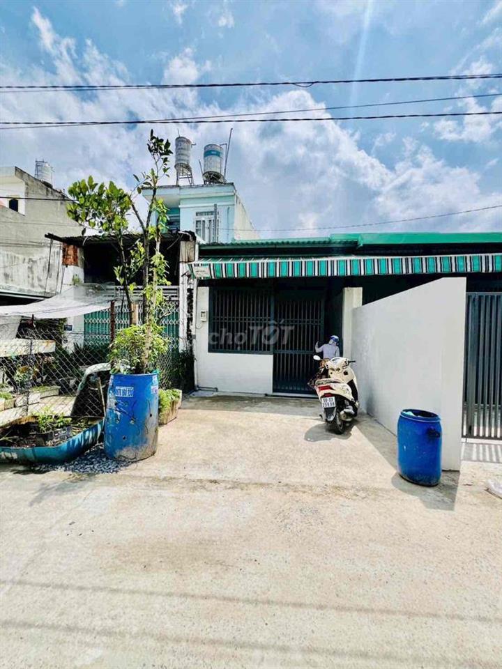 Cho Thuê Nhà DT 6x20m 1Trệt 2Lầu 6Pn 7Wc Sân Rộng Ôtô Nhà Căn Góc Mát