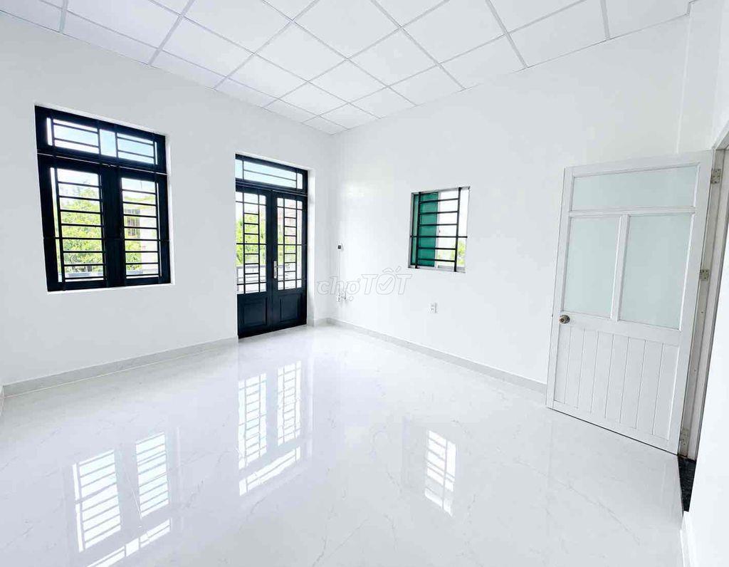 Cho Thuê Nhà DT 4x16m 1Trệt 1Lửng 3Pn 2Wc Sân Xe Máy Hẻm Ôtô