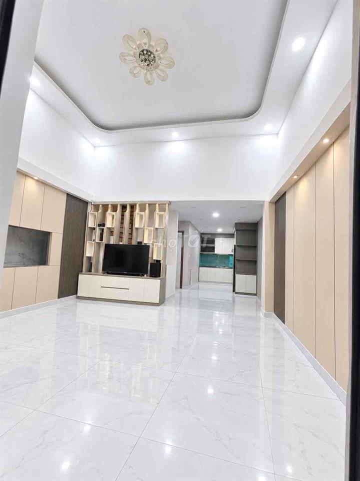 Cho Thuê Nhà Full Nội Thất DT 6x12 1Trệt 1Lầu 3Pn 2Wc 1/ Ngắn TNV