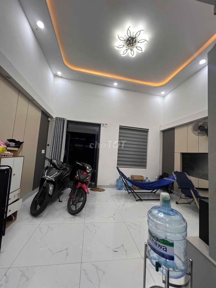 Cho Thuê Nhà Full Nội Thất DT 6x12 1Trệt 1Lầu 3Pn 2Wc 1/ Ngắn TNV