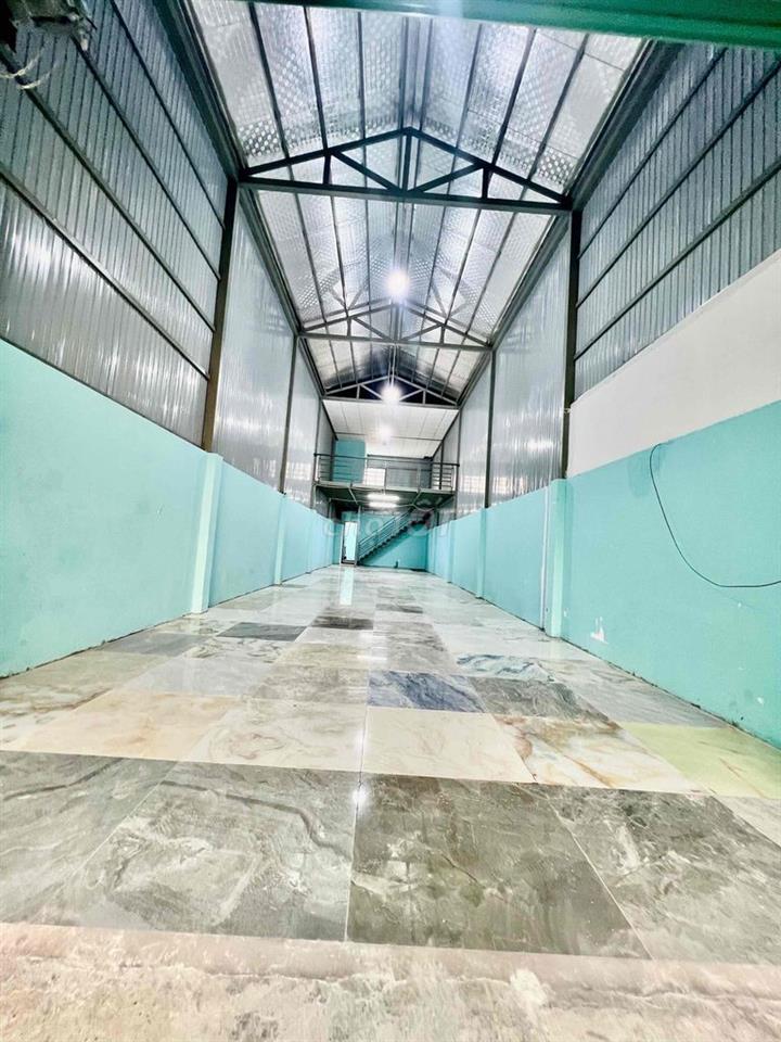 Cho Thuê Xưởng Mới Xây DT 5x35m Có Gác Lửng Hẻm Rộng Xe Tải 5 Tấn