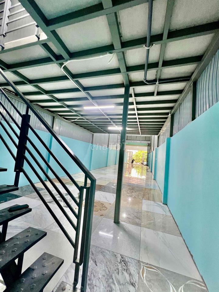 Cho Thuê Xưởng Mới Xây DT 5x35m Có Gác Lửng Hẻm Rộng Xe Tải 5 Tấn