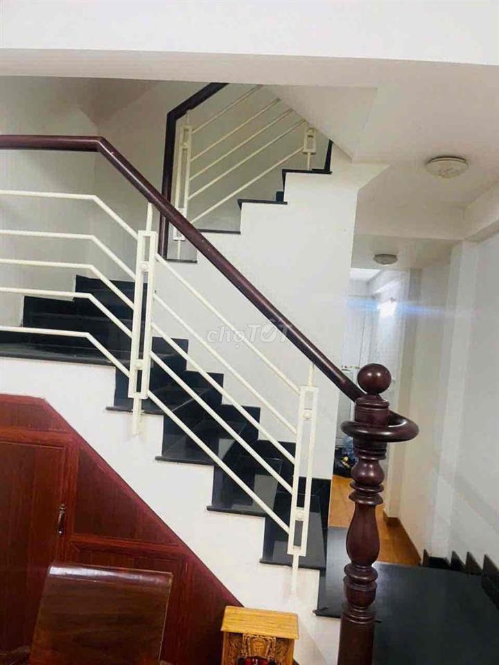 CHO THUÊ NHÀ HẺM XE HƠI ĐẬU CỬA - ĐƯỜNG SỐ 21