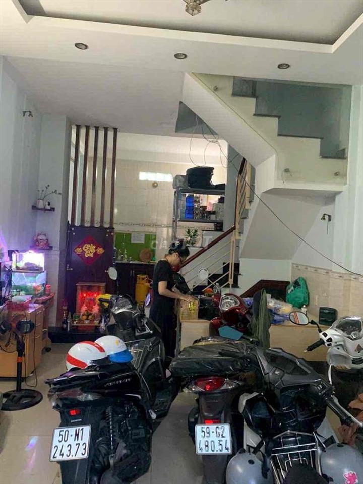 Cho thuê nhà nguyên căn Bùi Quang Là, Phường 12, Gò Vấp – 4 phòng ngủ