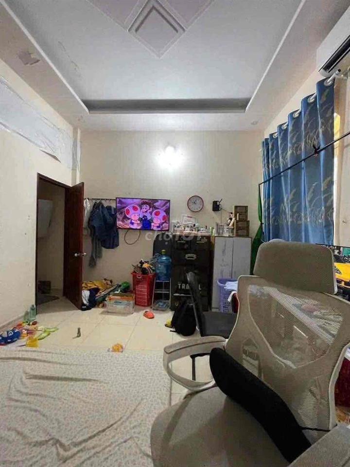 Cho thuê nhà nguyên căn  ngay Emart Phan Huy Ích