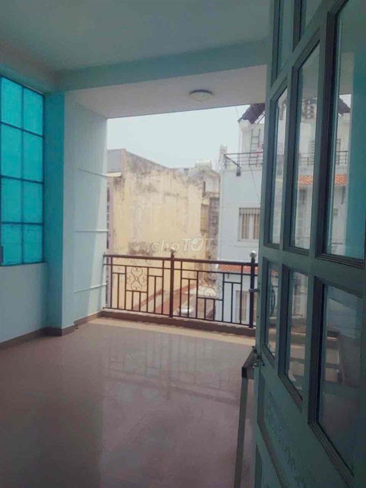 Cho thuê nhà nguyên căn hẻm xe tải đậu cửa đường Phan Huy Ích Gò Vấp