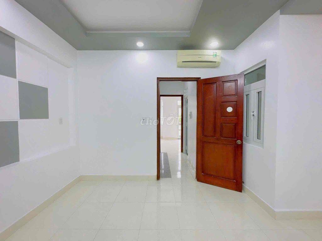 Cho thuê nhà sau lưng căn mặt tiền đường Quang Trung Gò Vấp