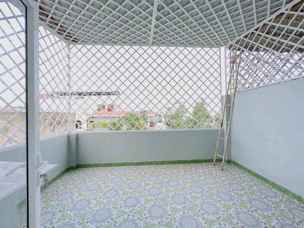 Cho thuê nhà sau lưng căn mặt tiền đường Quang Trung Gò Vấp