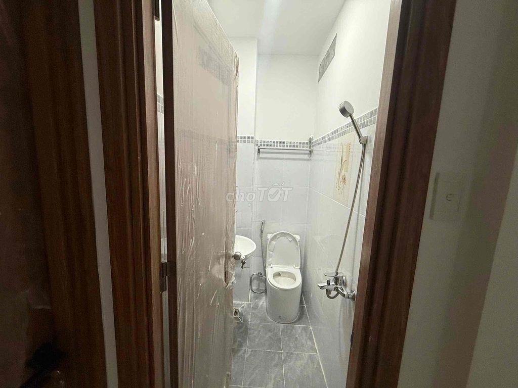 💎 💎 💎 TRỆT 2 LẦU 2PN 2WC CÓ MÁY LẠNH GẦN CHỢ GÒ VẤP ĐHCN GIÁ 8 TRIỆU