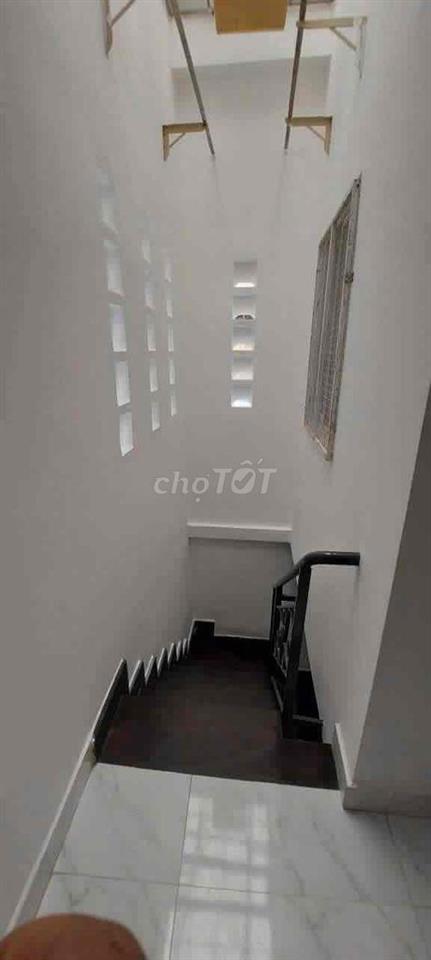 💎 💎 💎 TRỆT 2 LẦU CÓ 3PN 3WC QUANG TRUNG P11 GẦN CHỢ ĐÊM HẠNH THÔNG TÂY