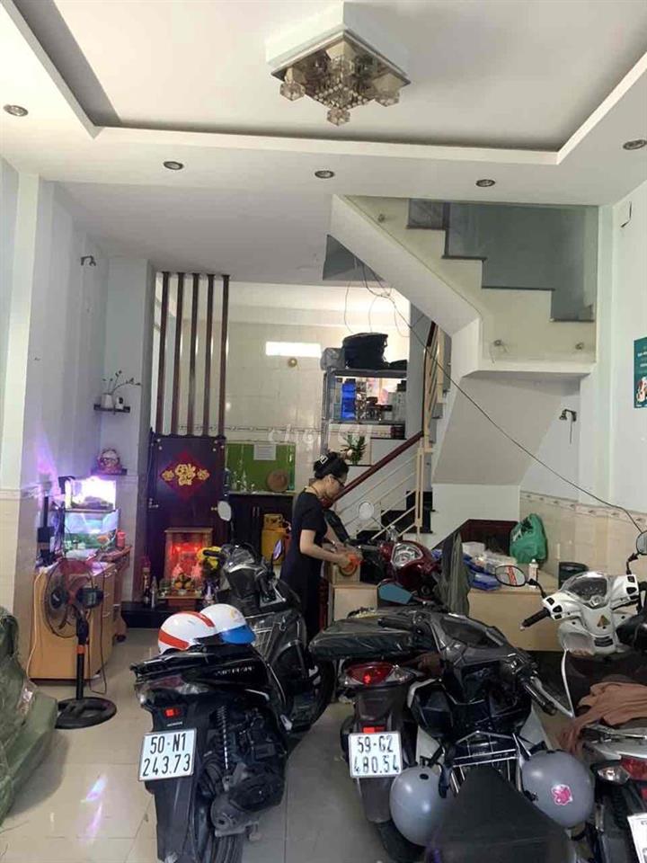 💎 💎 💎 TRỆT 2 LẦU 4❌11M CÓ 4PN 2WC SẴN MÁY LẠNH BÙI QUANG LÀ GIÁ 10TR