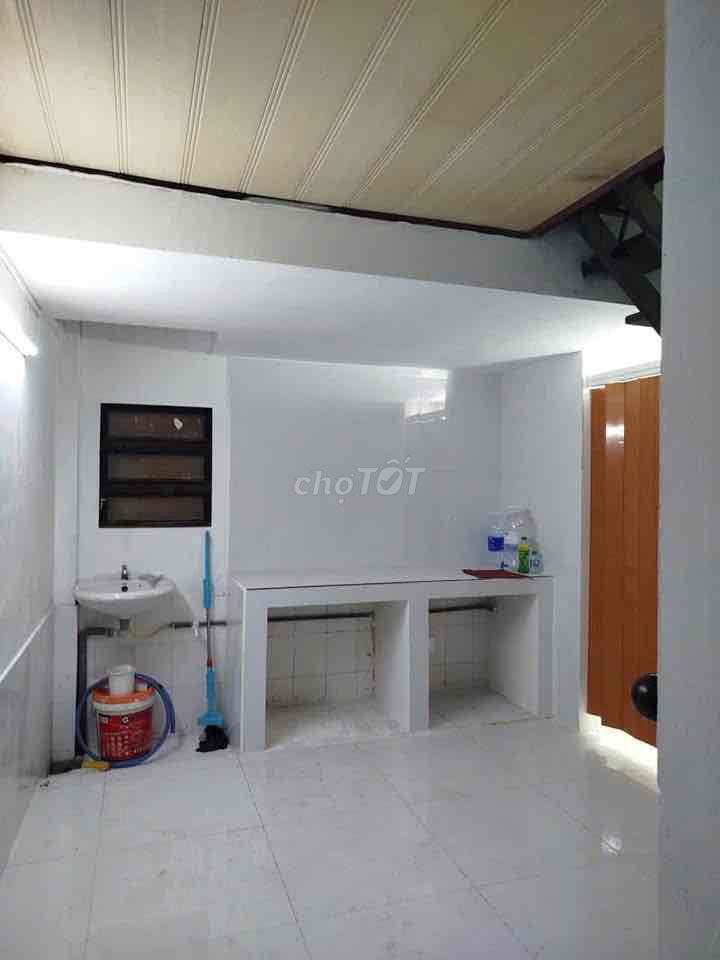 💎 💎 💎 TRỆT LẦU 2PN 2WC GIÁ CHỈ 7 TRIỆU Ở PHƯỜNG 12 GV