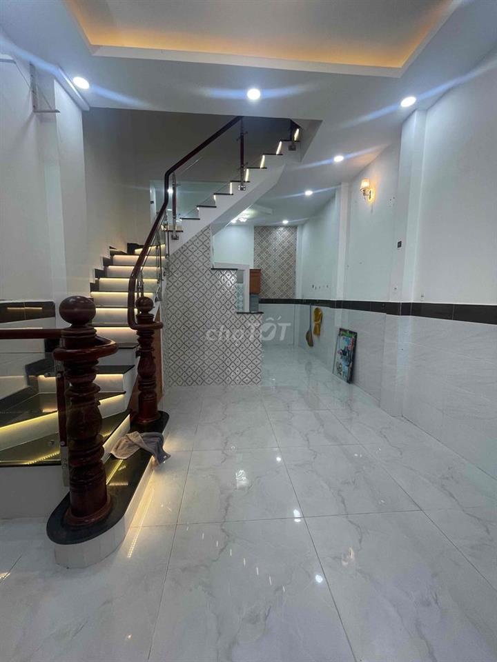 💎 💎 💎 TRỆT 2 LẦU 4,9❌9M CÓ 3PN 3WC THỐNG NHĂT P11 GIÁ 11 TRIỆU