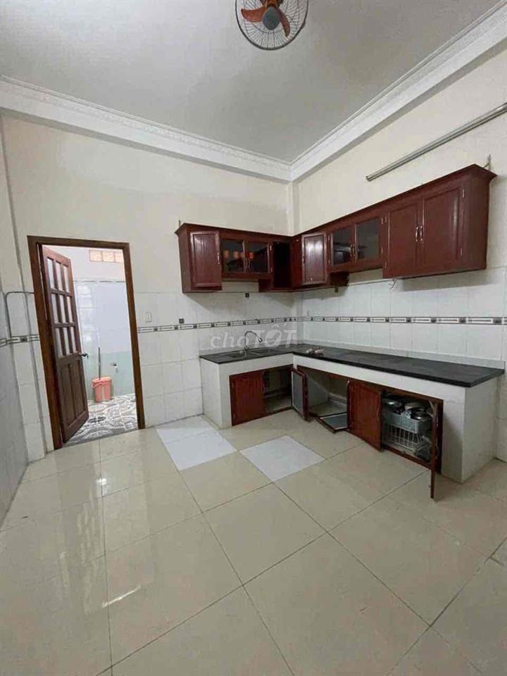 💎 💎 💎 TRỆT 3 LẦU 4❌20M CÓ 6PN 6WC GẦN CHỢ AN NHƠN HẺM 8M GIÁ 19 TRIỆU