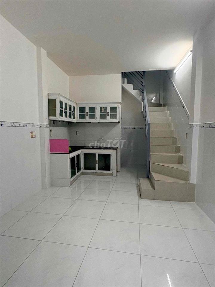 CHO THUÊ NHÀ NHỎ SẠCH SẼ PHẠM VĂN CHIÊU
