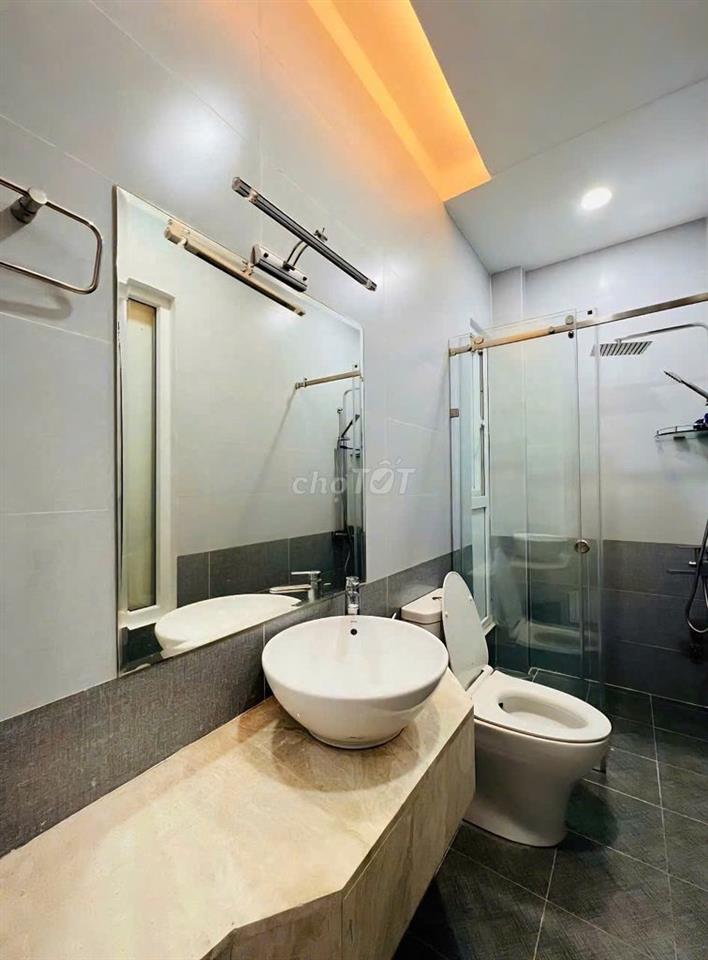 Cần cho thuê nhà HXH 182/2A Lê Văn Sỹ P.10 Q.Phú Nhuận 