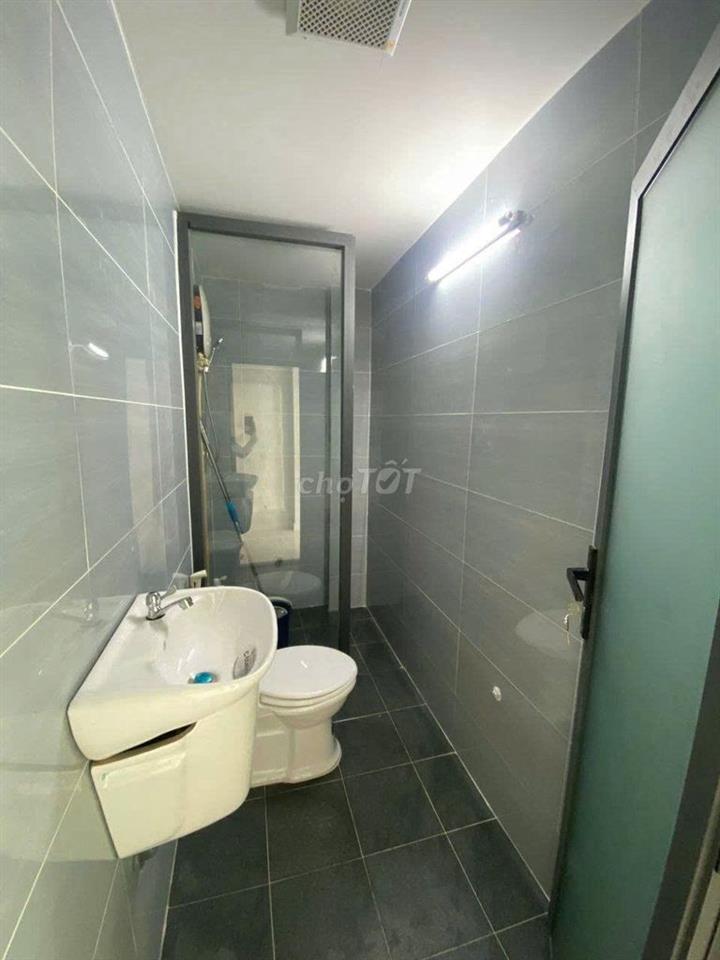 Cần cho thuê nhà HXH B22 Bạch Đằng P.2 Q.Tân Bình sát bên Sân Bay TSN