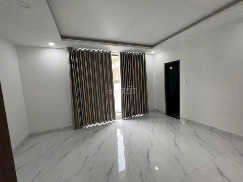 Cần cho thuê nhà HXH B22 Bạch Đằng P.2 Q.Tân Bình sát bên Sân Bay TSN