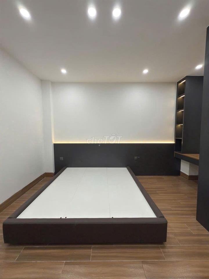 Cần cho thuê nhà HXH 247/5A Huỳnh Văn Bánh P.11 Q.Phú Nhuận 