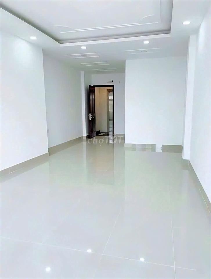 Cần cho thuê nhà MT 822A Đường Cách Mạng Tháng 8 P.5 Q.Tân Bình 