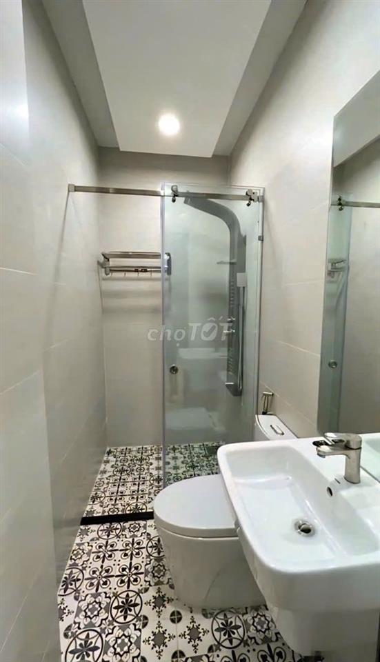Cần cho thuê nhà MT 822A Đường Cách Mạng Tháng 8 P.5 Q.Tân Bình 